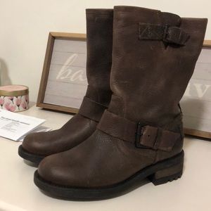 BRAND NEW bullboxer motorcycle boots